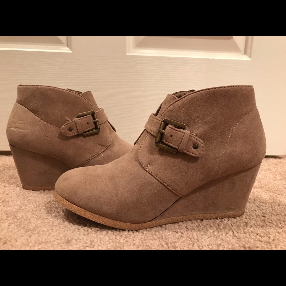 Maurice’s Tan Booties